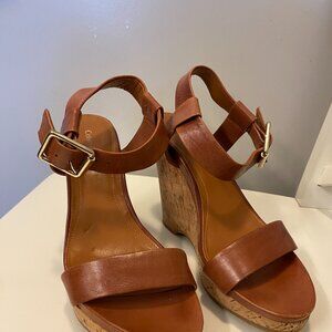 Calvin Klein Nikole Saddle Brown Burnished Leather Cork Wedge Sandals Size 7.5